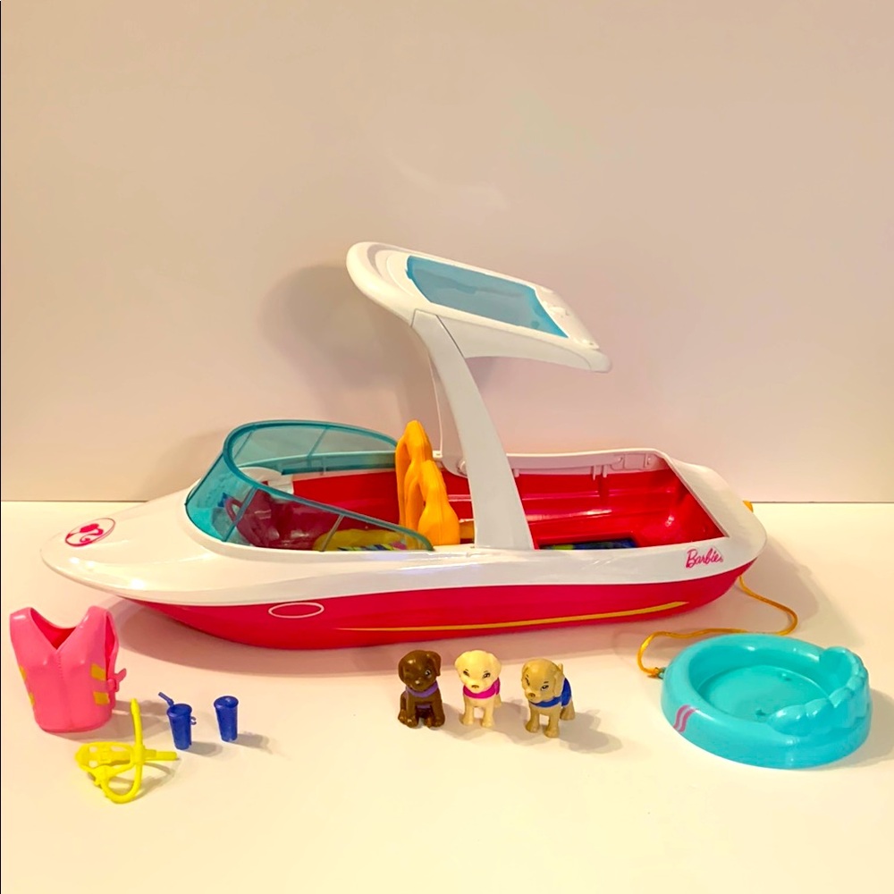Barbie Dolphin Magic™ Ocean View Boat FBD82